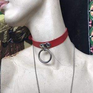 Red o-ring choker